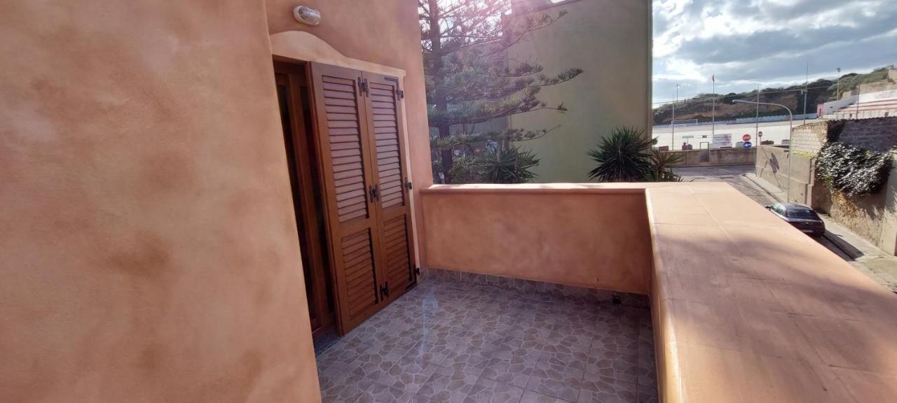 Affittacamere L'Arcobaleno Porto Torres Extérieur photo